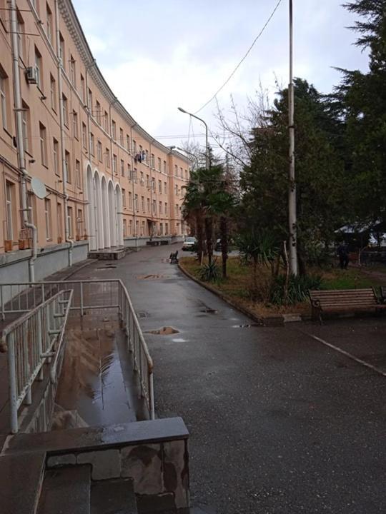 Silence Apartment Kutaisi Luaran gambar